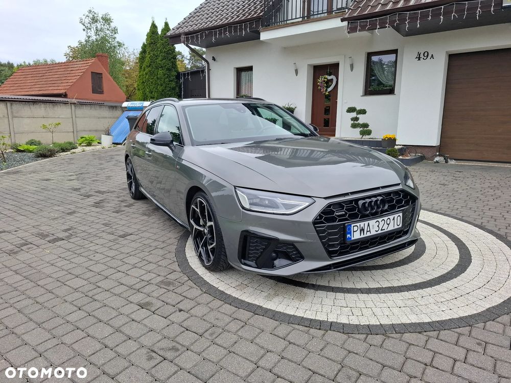 Audi A4 Avant 40 TDI quattro S tronic advanced - 4