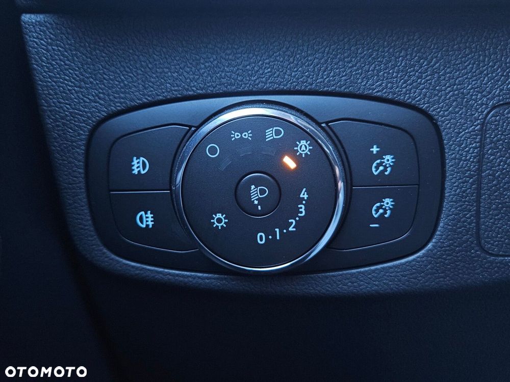 Ford Focus 1.5 EcoBlue Titanium - 22