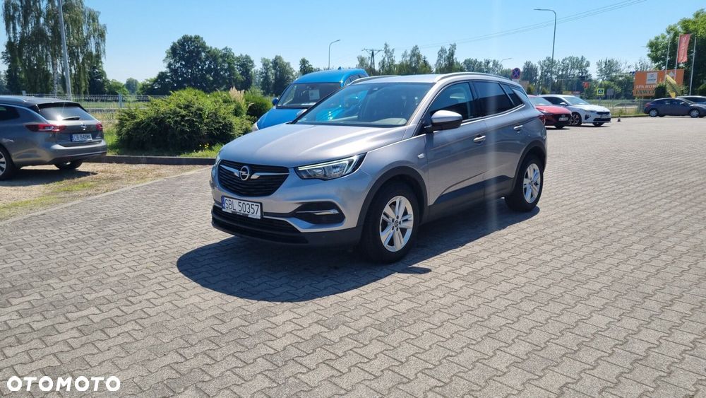 Opel Grandland X 1.2 T Enjoy S&S - 11