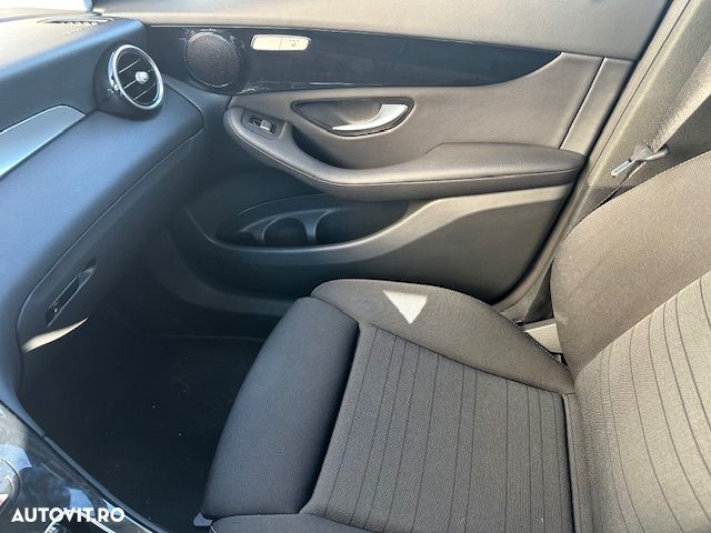 Mercedes-Benz GLC 220 d 4MATIC 9G-TRONIC - 15