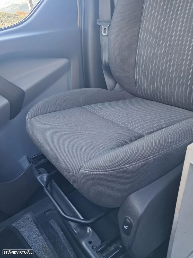 Ford Transit Custom 2.2 Tdci 155cv - 18