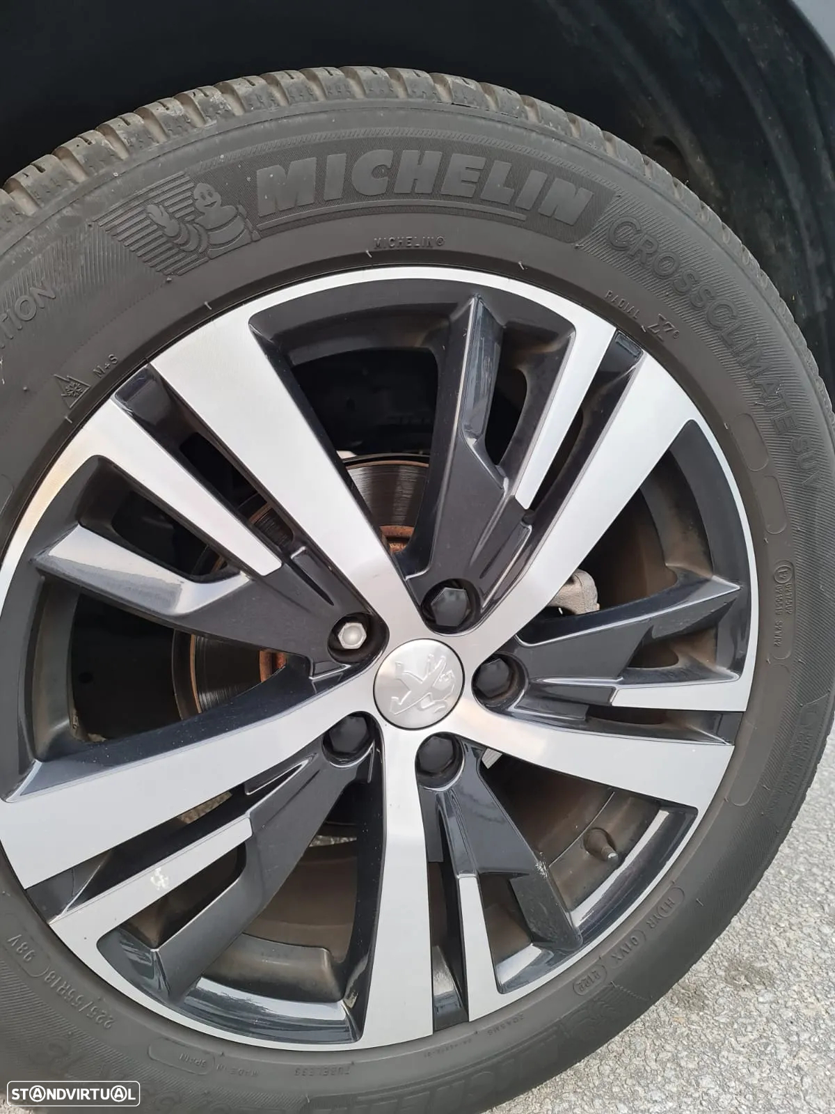 Peugeot 3008 PureTech 130 Stop & Start GPF EAT8 Allure Business-Pack - 19