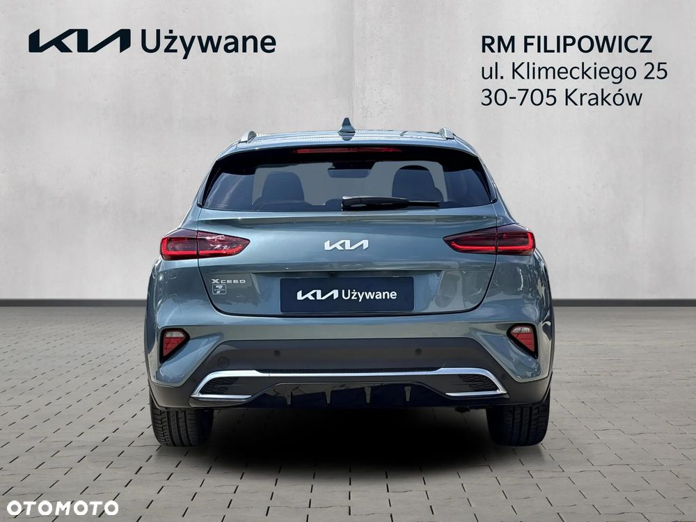 Kia XCeed 1.5 T-GDI Business Line DCT - 4
