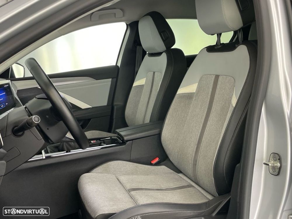 Opel Astra 1.2 T Elegance - 17