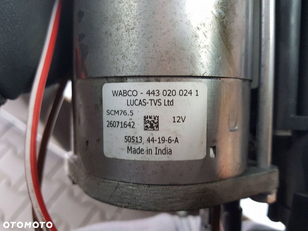 BMW 5 F11 F10 09-13r KOMPRESOR ZAWIESZENIA 6875176 - 6
