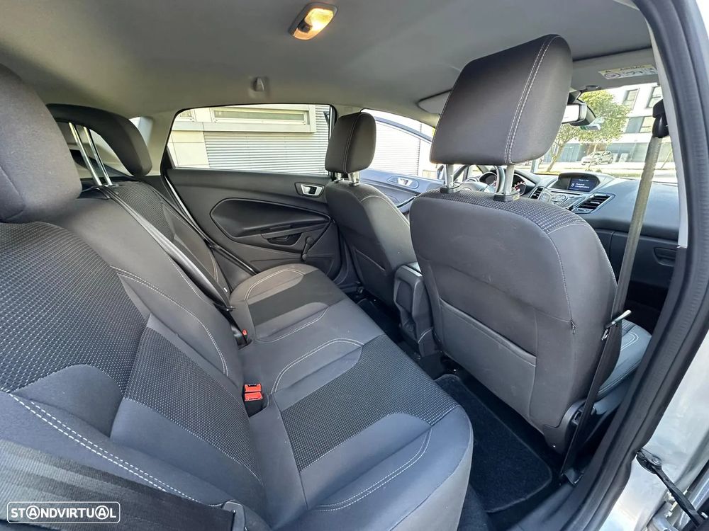 Ford Fiesta 1.5 TDCi Titanium - 14