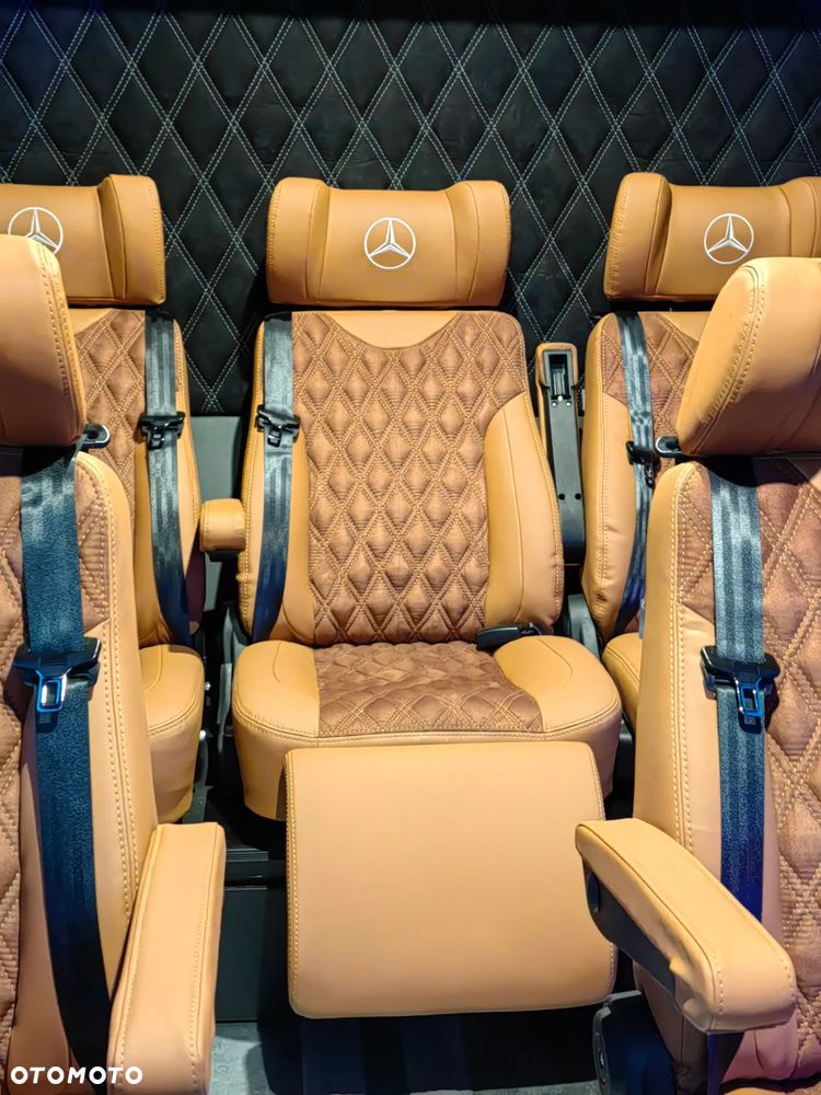 Mercedes-Benz Sprinter - 4