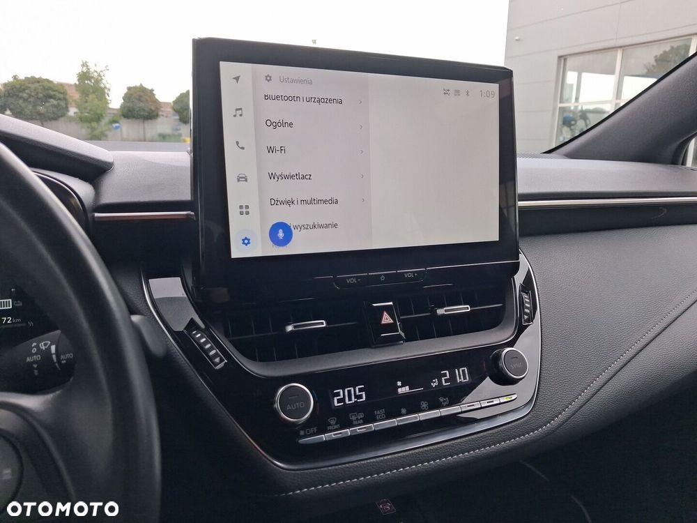 Toyota Corolla 1.8 Hybrid Comfort - 23