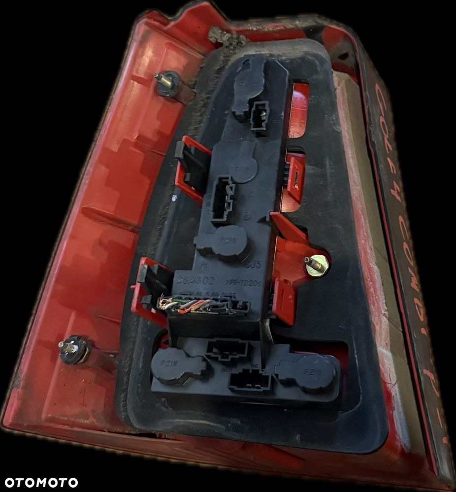 Lampa Tył Tylna Lampa prawa VW Volkswagen Golf 4 IV Bora Kombi Variant - 2