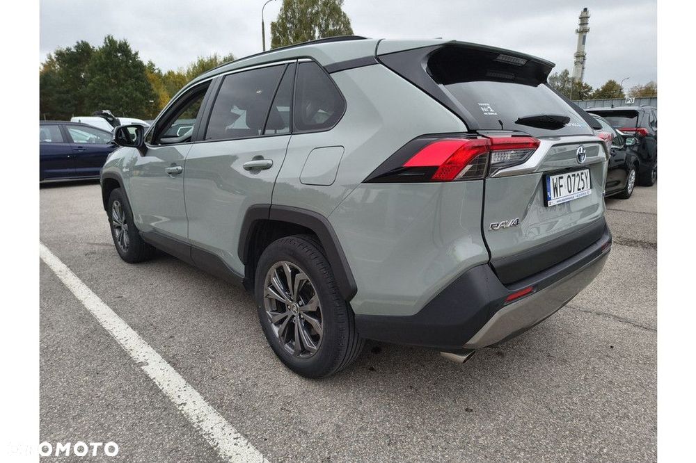 Toyota RAV4 - 4