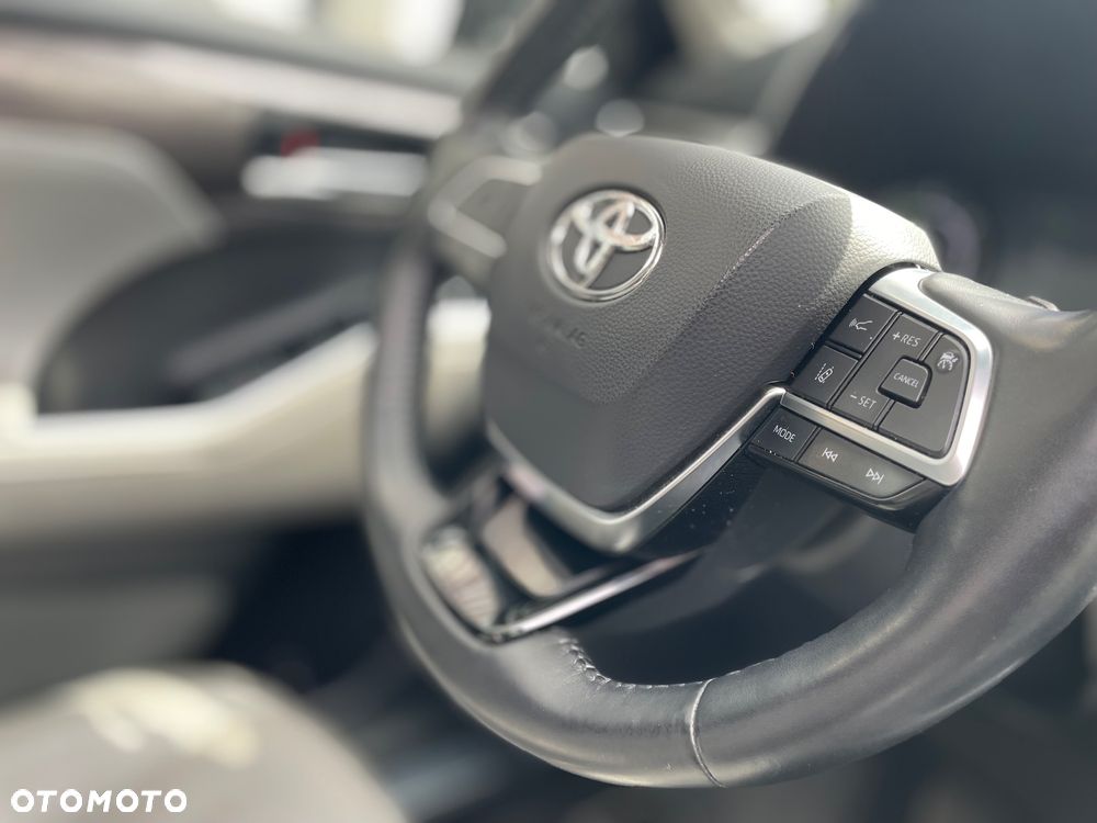 Toyota Highlander 2.5 Hybrid Executive - 18