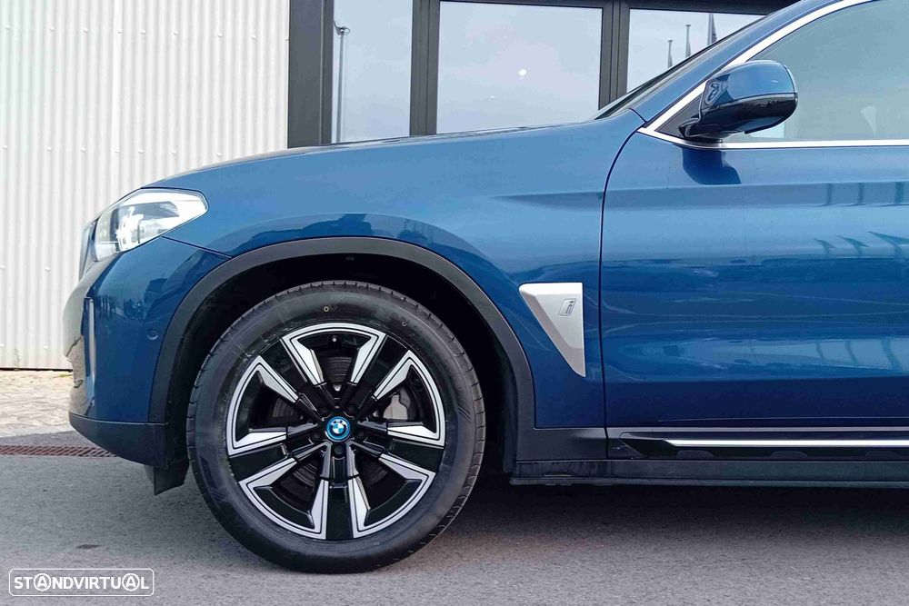 BMW iX3 Inspiring - 6