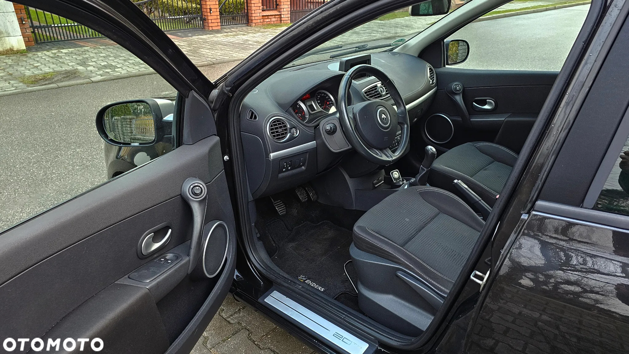 Renault Clio TCe 100 Grandtour Night and Day - 7