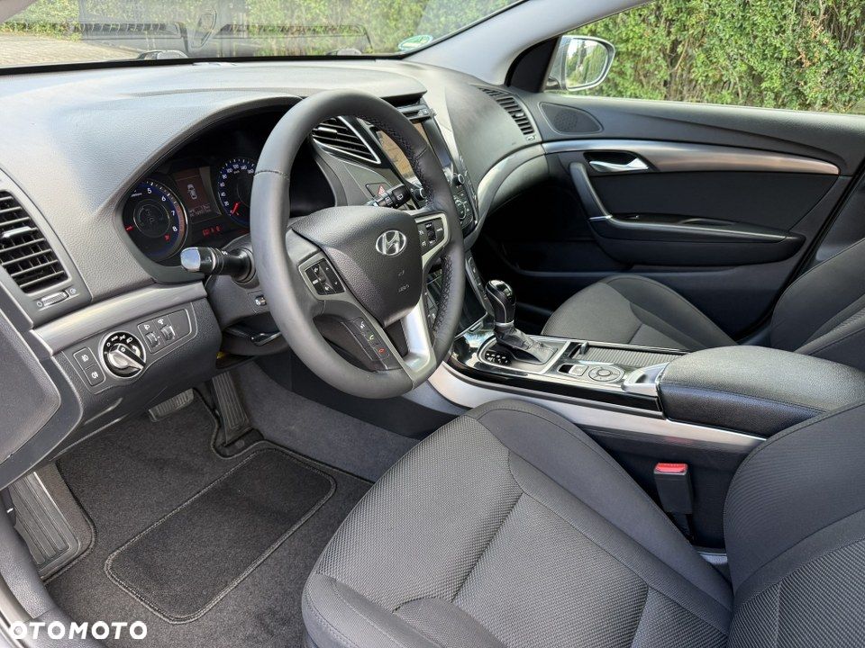 Hyundai i40 2.0 Automatik Premium - 17