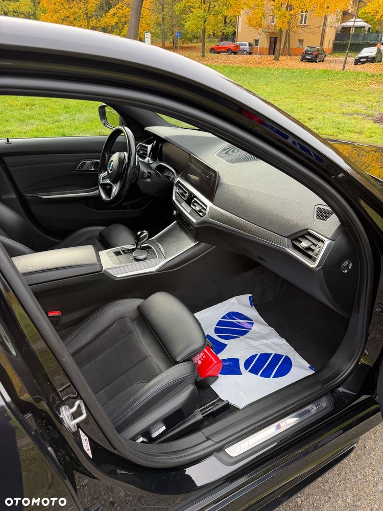 BMW Seria 3 M340i xDrive mHEV sport - 12