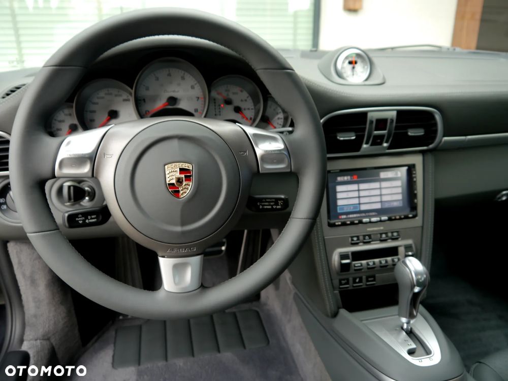Porsche 911 Turbo Tiptronic S - 28