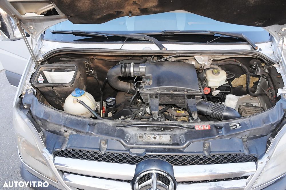 Mercedes-Benz Sprinter - 14