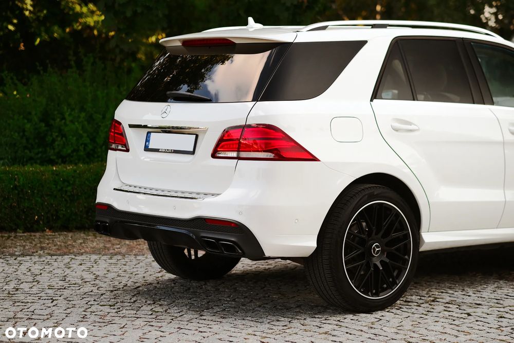 Mercedes-Benz ML - 9