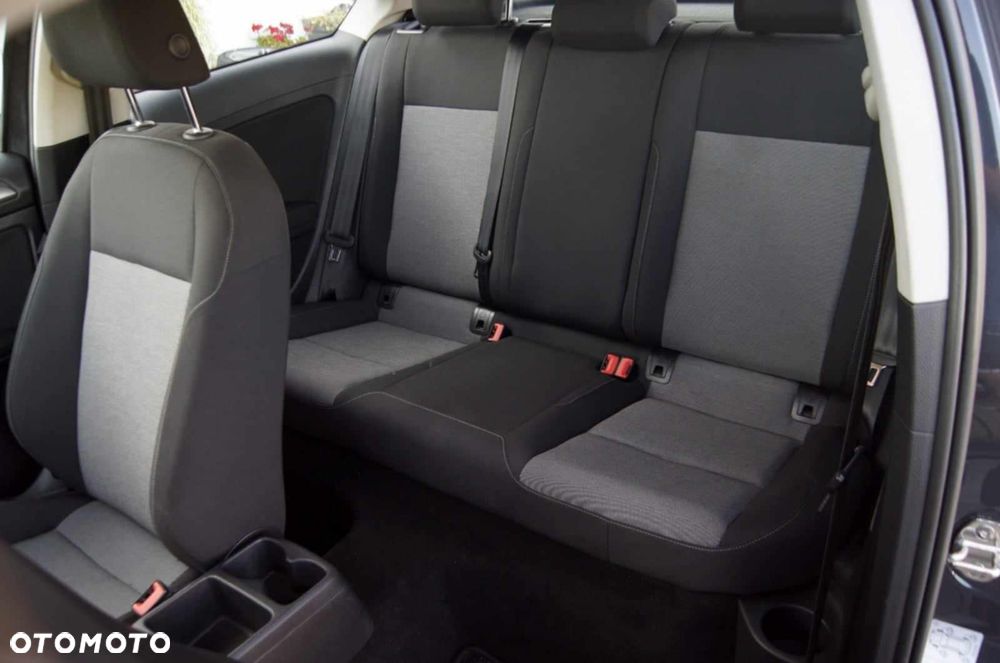 Volkswagen Golf 1.2 TSI BMT Trendline - 19