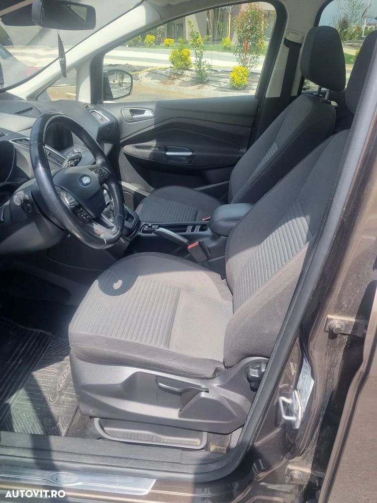 Ford C-Max - 13