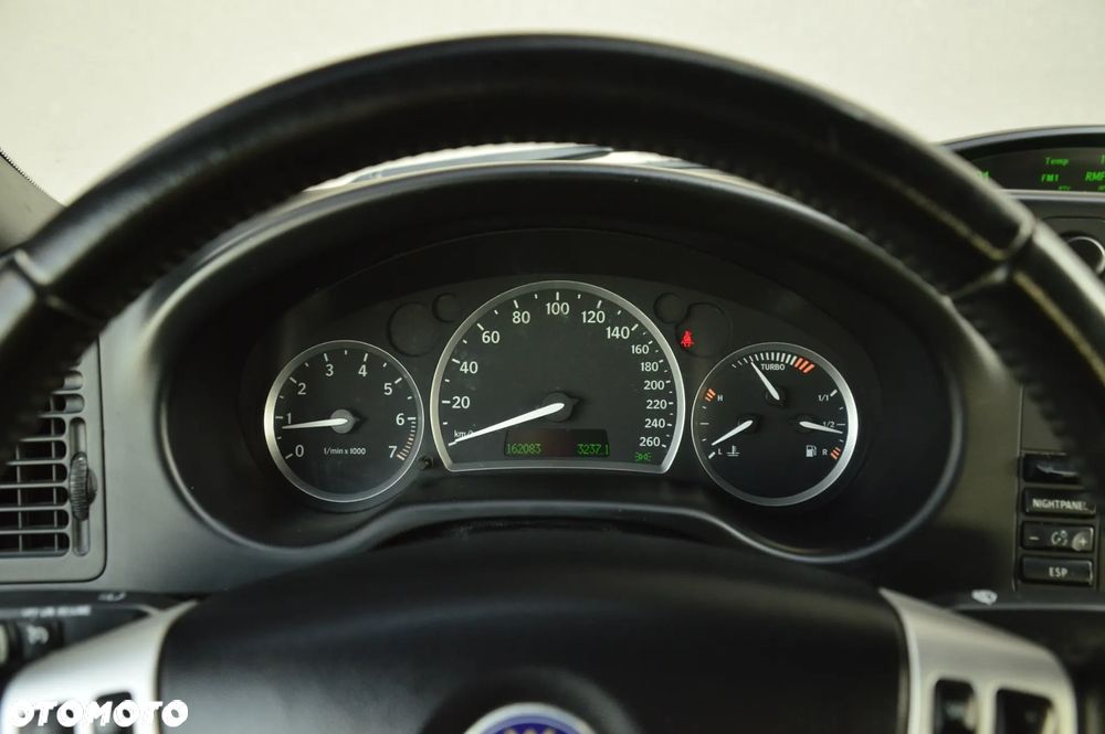 Saab 9-3 2.0T Aero - 29