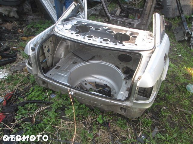 TYŁ KAROSERII AUDI 80 B4 - 1