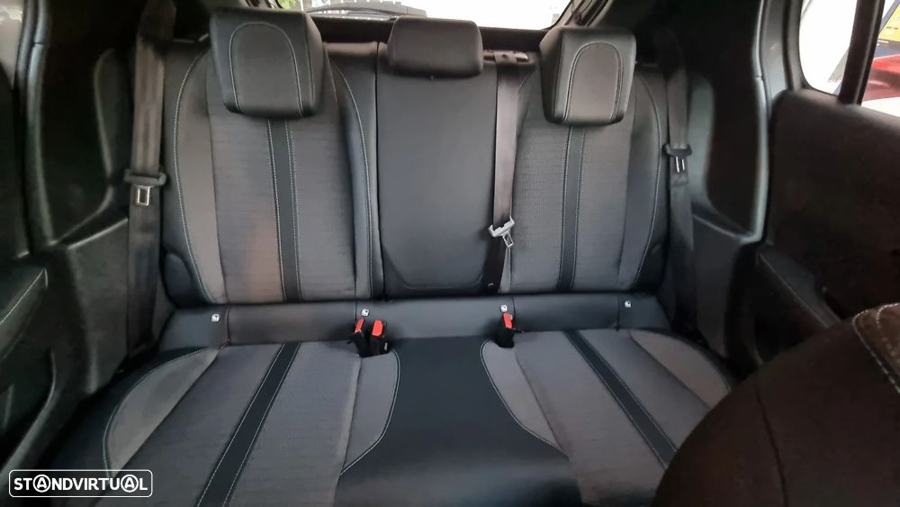 Peugeot e-208 50 kWh Allure Pack - 9