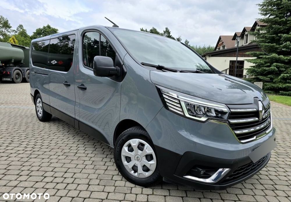 Renault Trafic - 1
