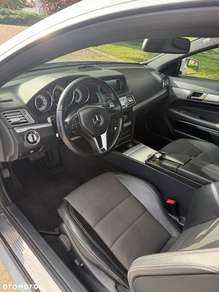 Mercedes-Benz Klasa E 200 Coupe 7G-TRONIC - 7