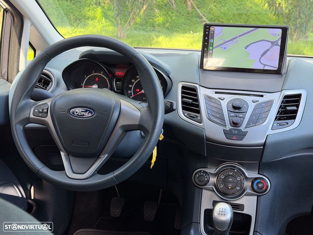 Ford Fiesta 1.25 Techno - 17