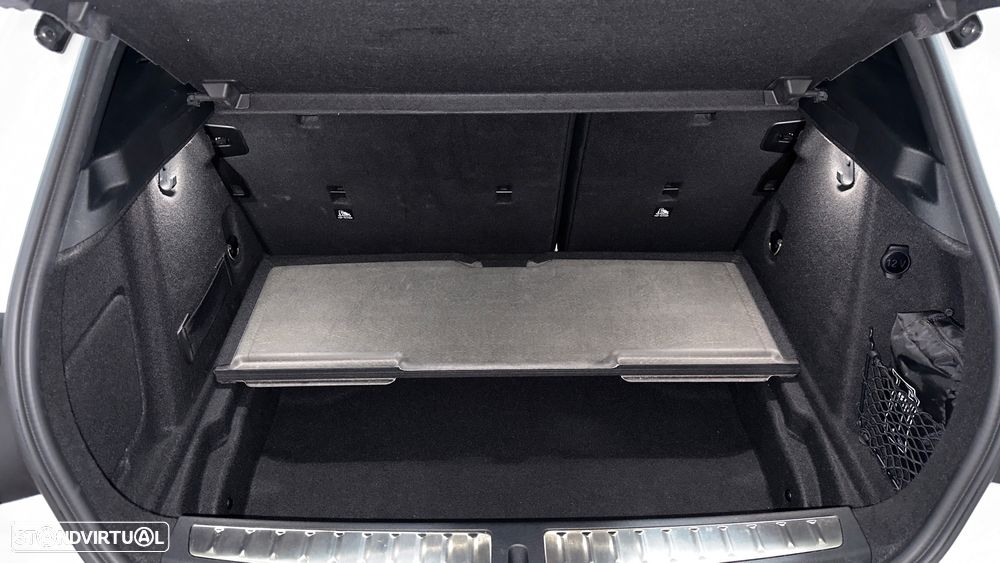 BMW M135i xDrive - 25