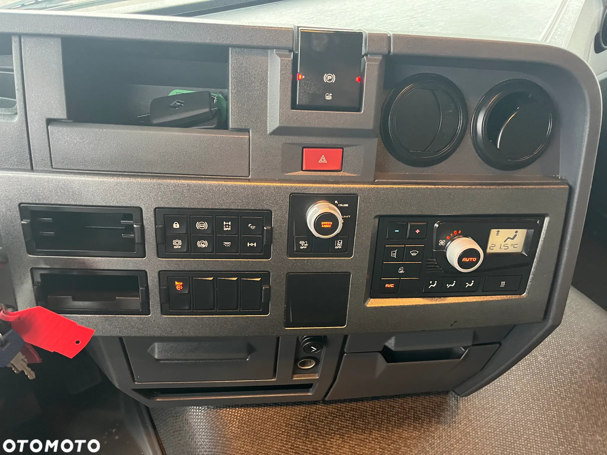 Renault T 440 - 12