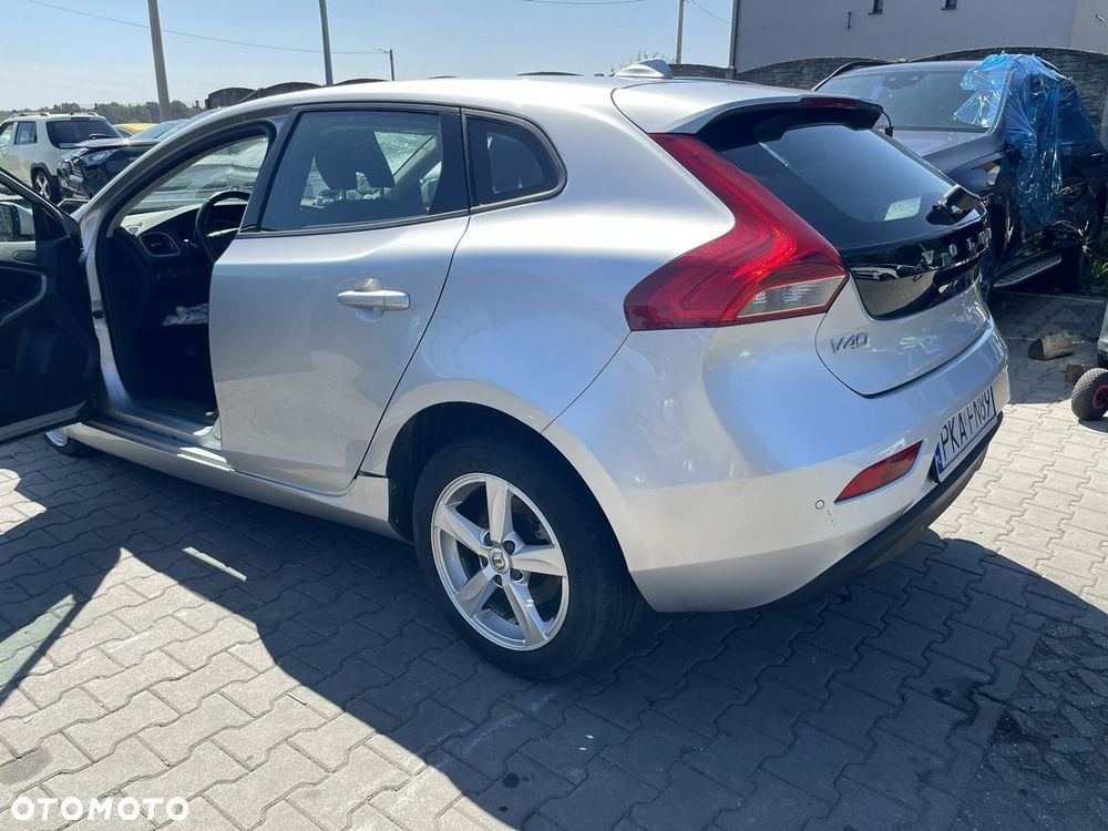 Volvo V40 D2 Kinetic - 5