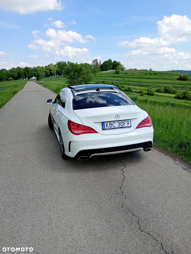 Mercedes-Benz CLA 250 4Matic 7G-DCT Sport - 3