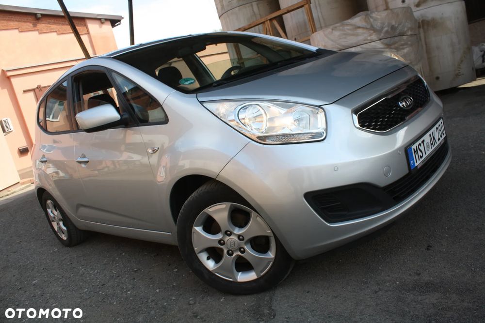 Kia Venga 1.6 CVVT Platinum Edition - 12