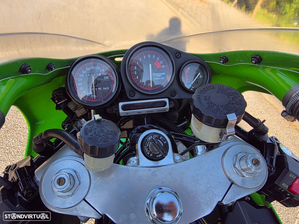 Kawasaki ZXR - 3