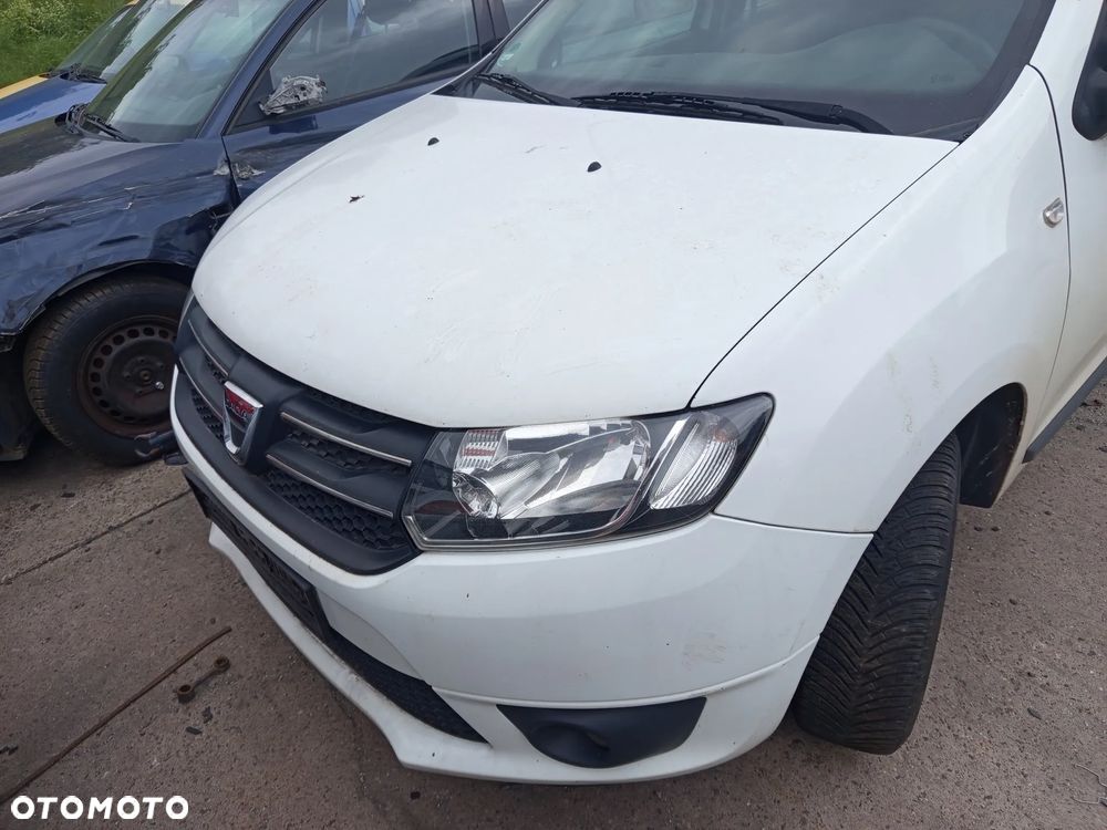 dacia logan mcv II  d389 klapa zderzak tył lampa poznan - 4