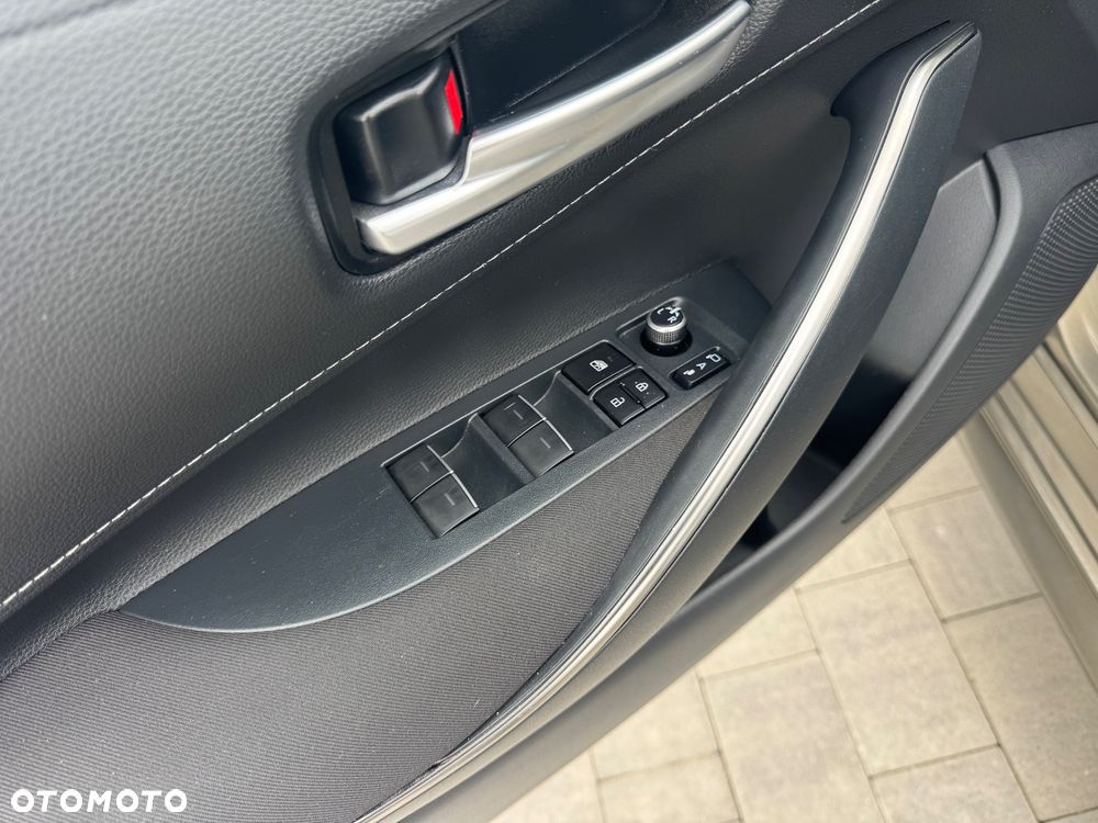 Toyota Corolla 2.0 Hybrid Comfort - 14