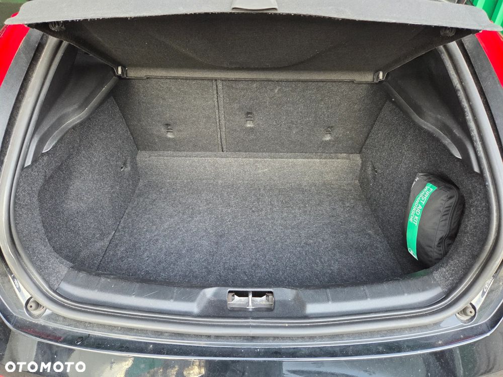 Volvo V40 T2 Drive-E Momentum - 20