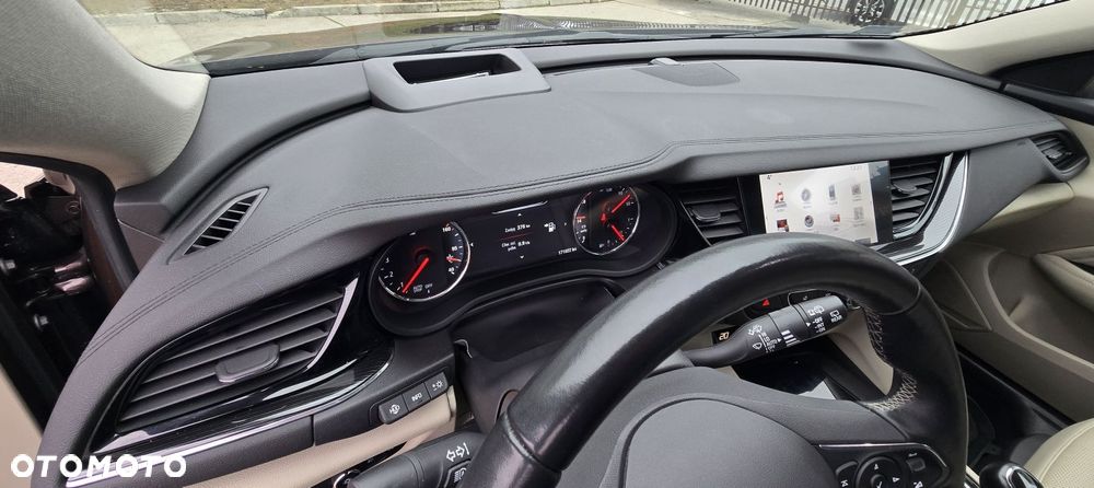 Opel Insignia 2.0 CDTI S&S - 26