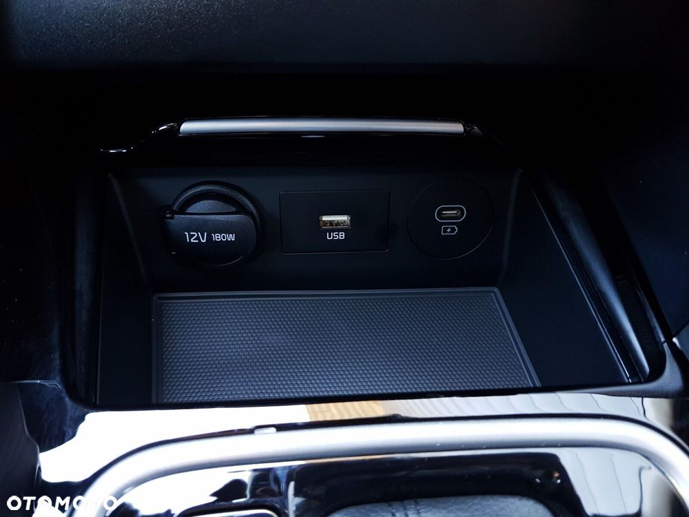 Kia Ceed 1.5 T-GDI Tribute DCT - 18