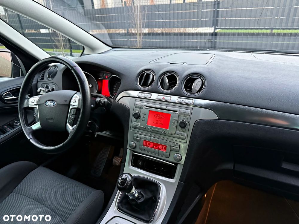 Ford S-Max 2.0 TDCi DPF Titanium - 19
