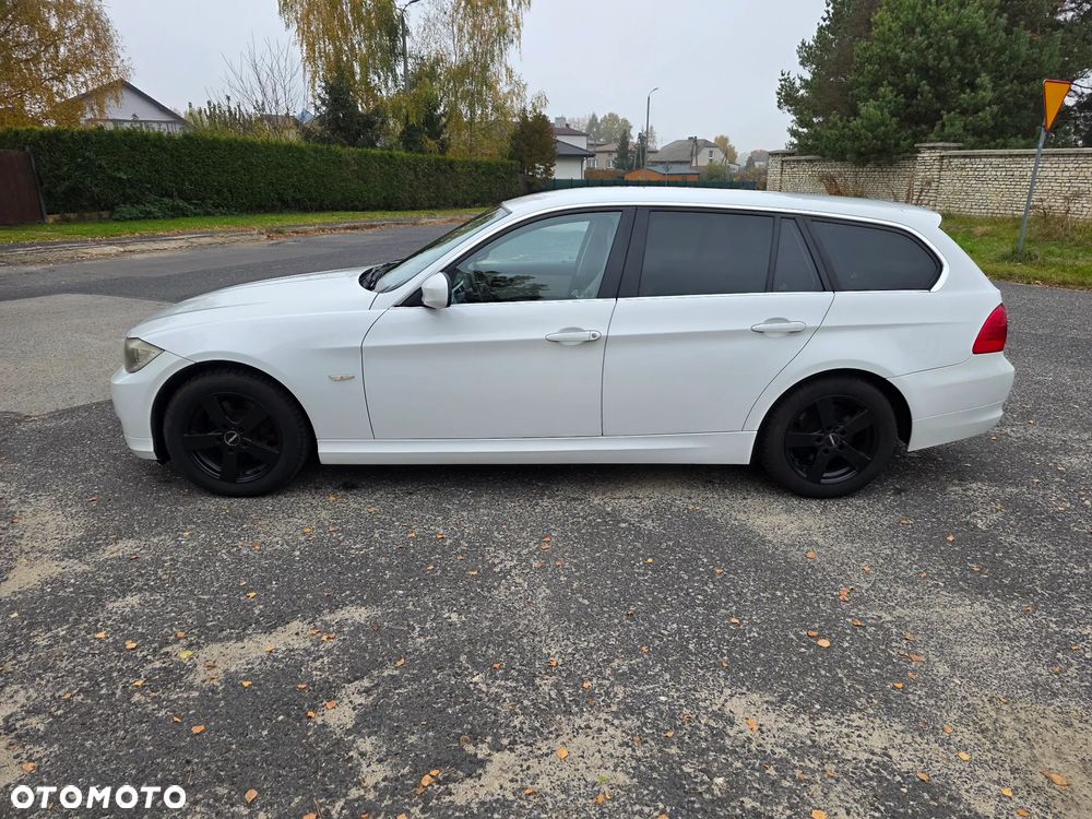 BMW Seria 3 - 16