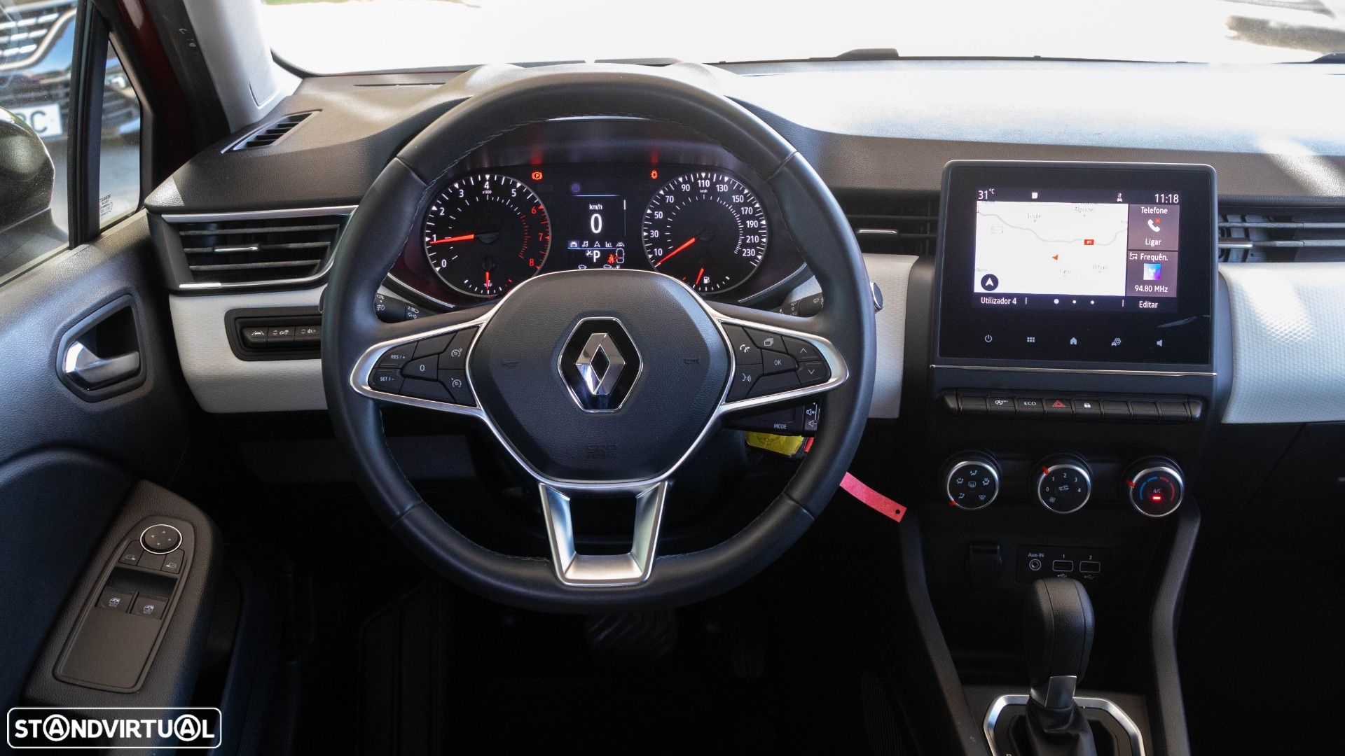 Renault Clio 1.0 TCe Limited CVT - 5