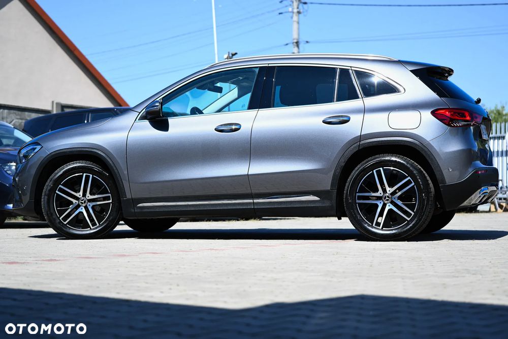 Mercedes-Benz GLA 220 d 4Matic 8G-DCT Progressive Advanced - 6