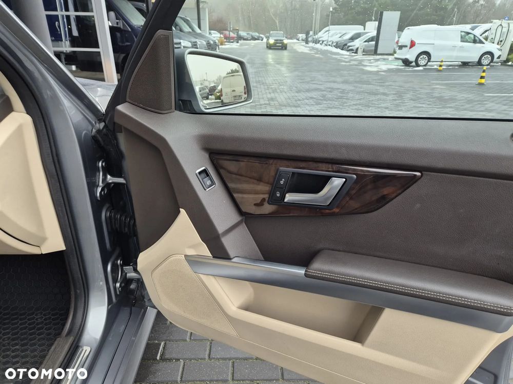 Mercedes-Benz GLK 350 4-Matic - 20