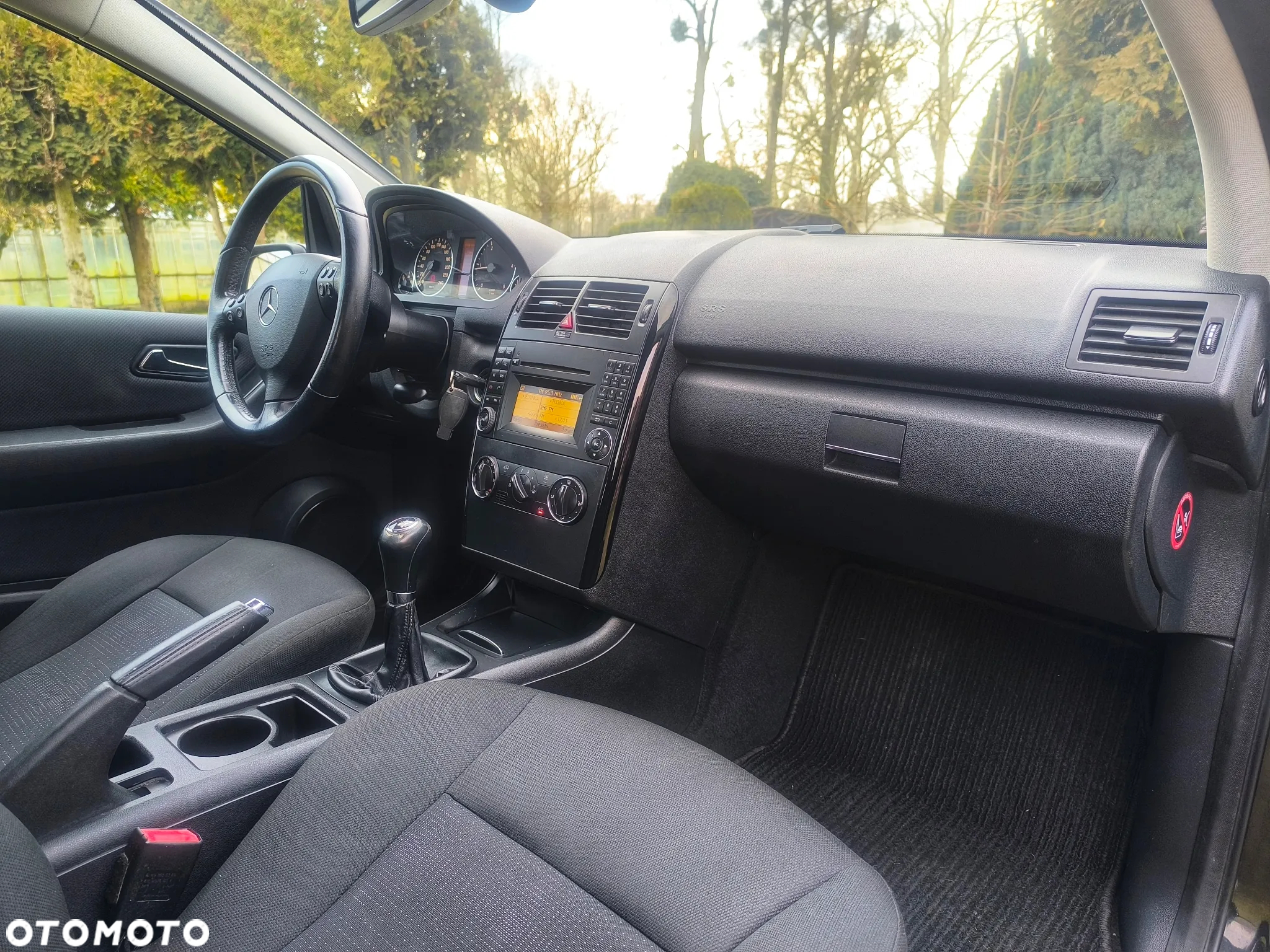 Mercedes-Benz Klasa A 180 CDI Special Edition - 32