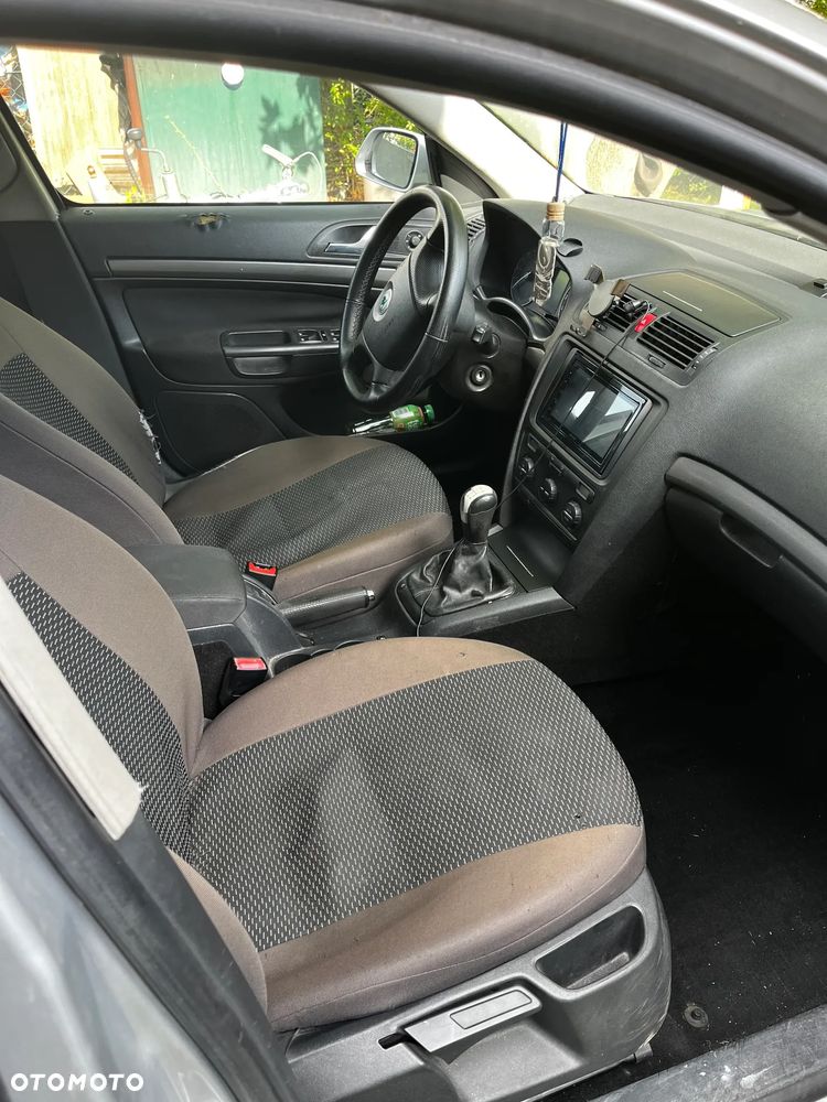 Skoda Octavia 2.0 TDI Ambiente - 5
