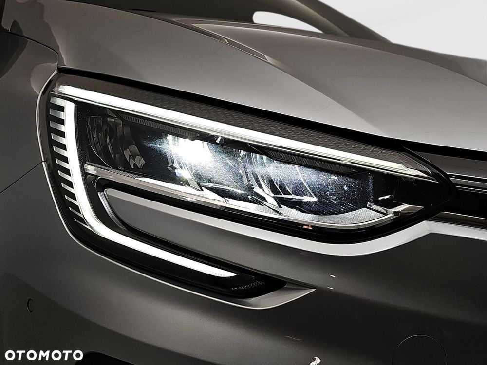 Renault Megane 1.3 TCe FAP Techno EDC - 36