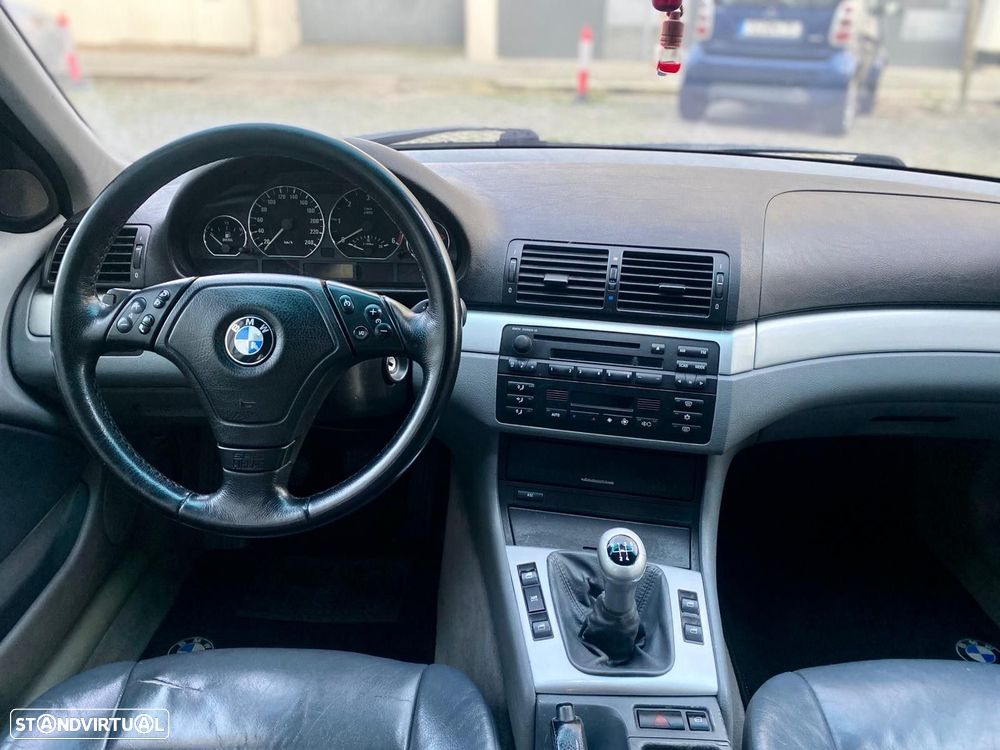 BMW 320 d Touring - 18